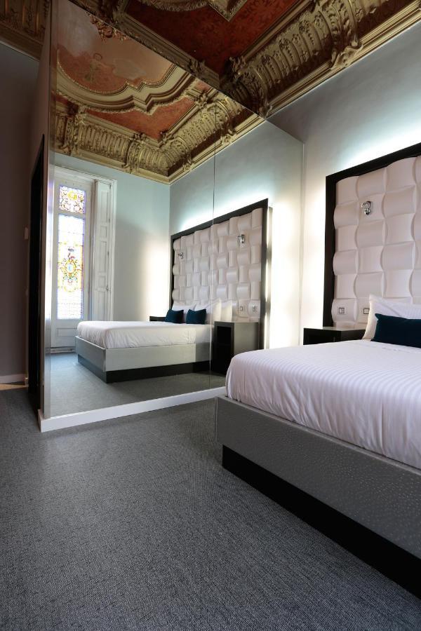Hotel Amra Barcelona Gran Via Esterno foto