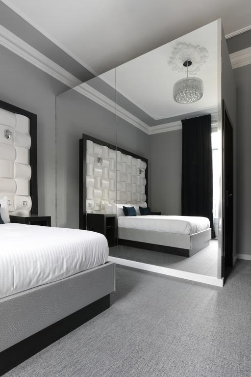 Hotel Amra Barcelona Gran Via Esterno foto